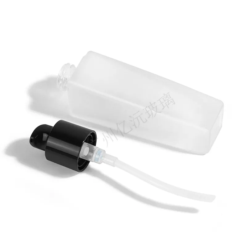 Glass Cosmetic Foundation Bottle Model 080 | Custom Wholesale | OEM Manufacturer China
